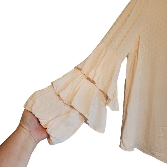 Samantha Dru Flutter sleeve Pink Blouse womens size L - Picture 2 of 4